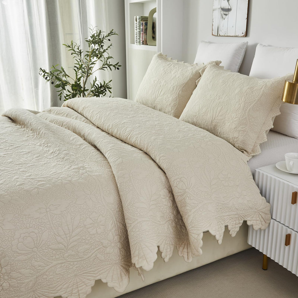 Brandream Beige King Cotton Matelassé Quilt Set, 6-Piece