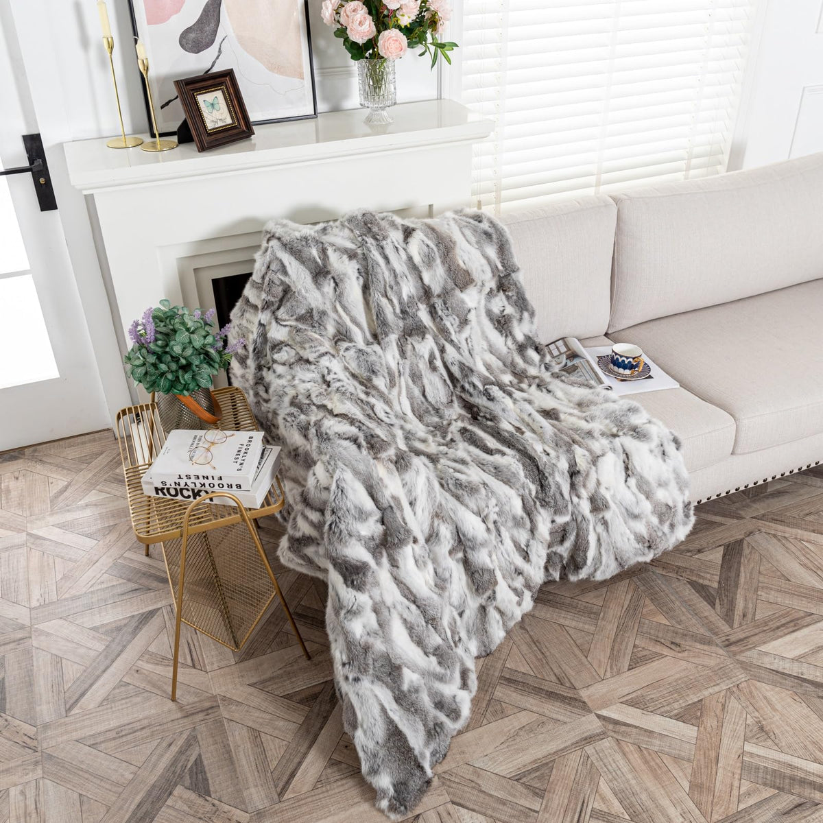 yingda1992 Real Fur Blanket for Cozy Home Decor